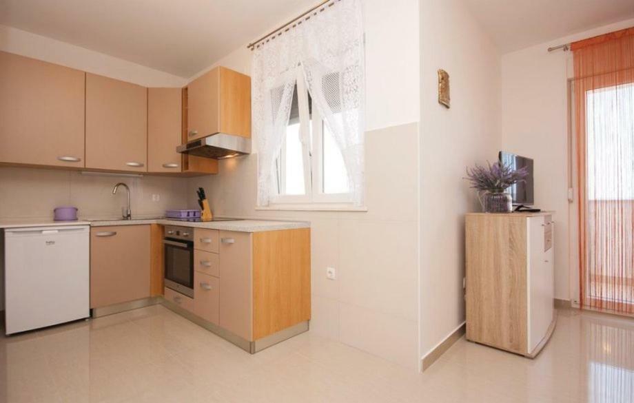 Apartmani Korenika Brodarica  Eksteriør bilde